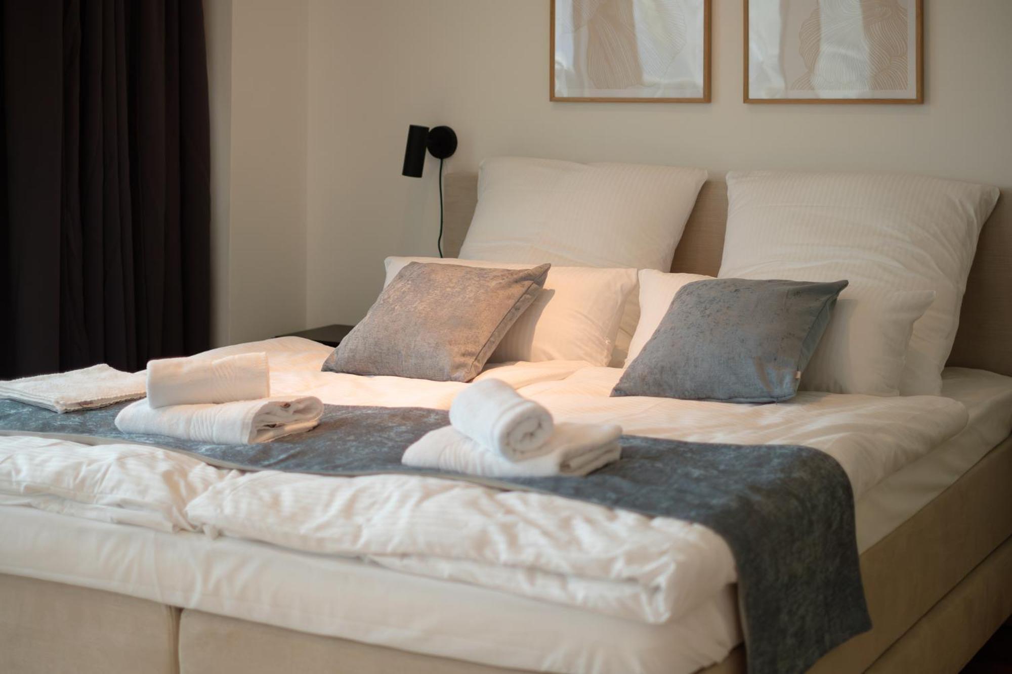Come2Stay Hafencity - Marco Polo Tower Hamburg Ngoại thất bức ảnh
